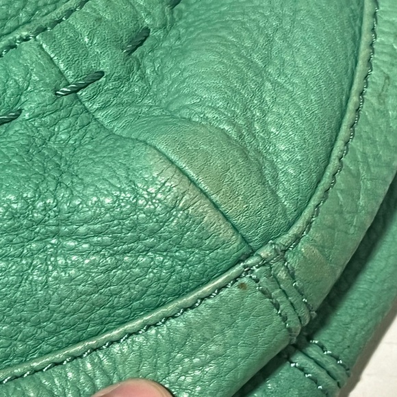 B. Makowsky Green GENUINE LEATHER  Purse Shoulder Bag Matching Makeup Bag - Picture 2 of 11